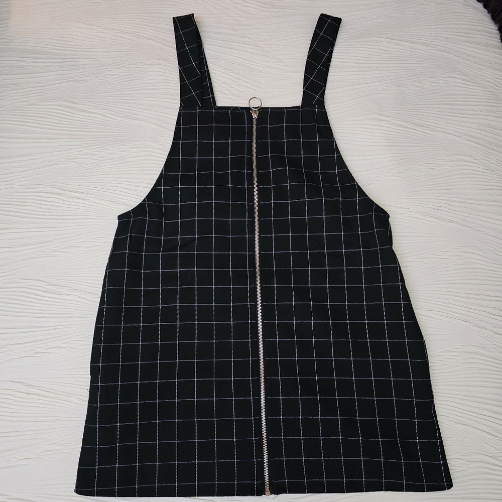 Forever 21 Size M Grid Pinafore Dress